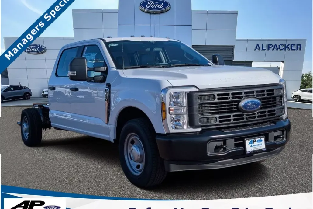 2024 Ford F-350 XL photo 1