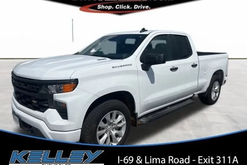 2024 Chevrolet Silverado 1500 Custom photo 1