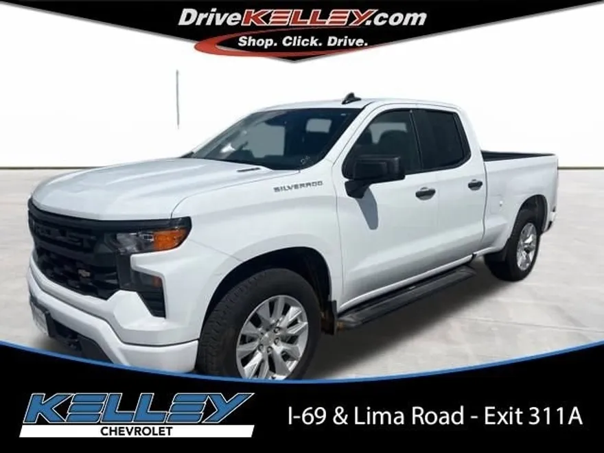 2024 Chevrolet Silverado 1500 Custom photo 1