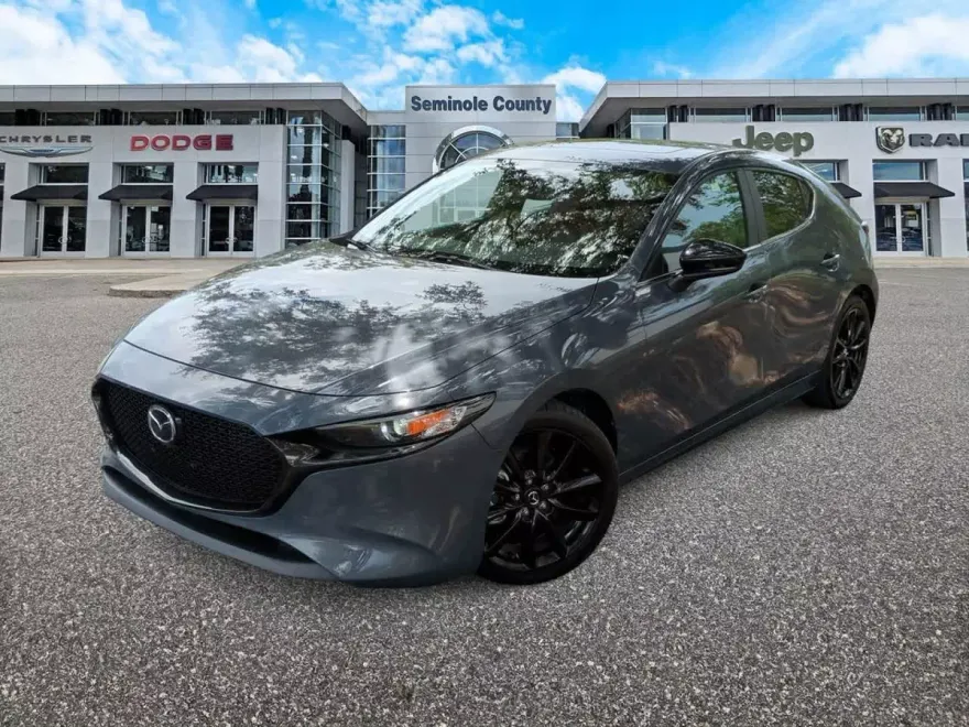 2024 Mazda Mazda3 Hatchback 2.5 s Carbon photo 1