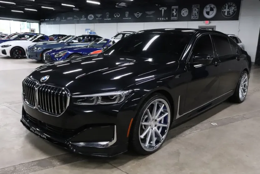 2022 Bmw B7 photo 1