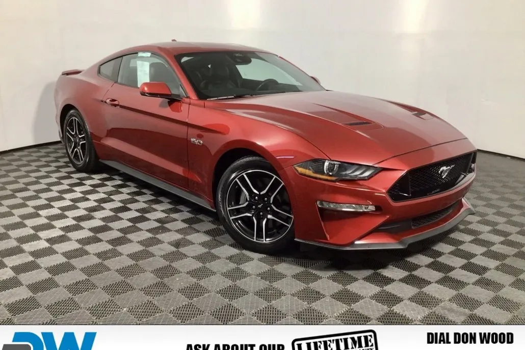 2021 Ford Mustang GT photo 1