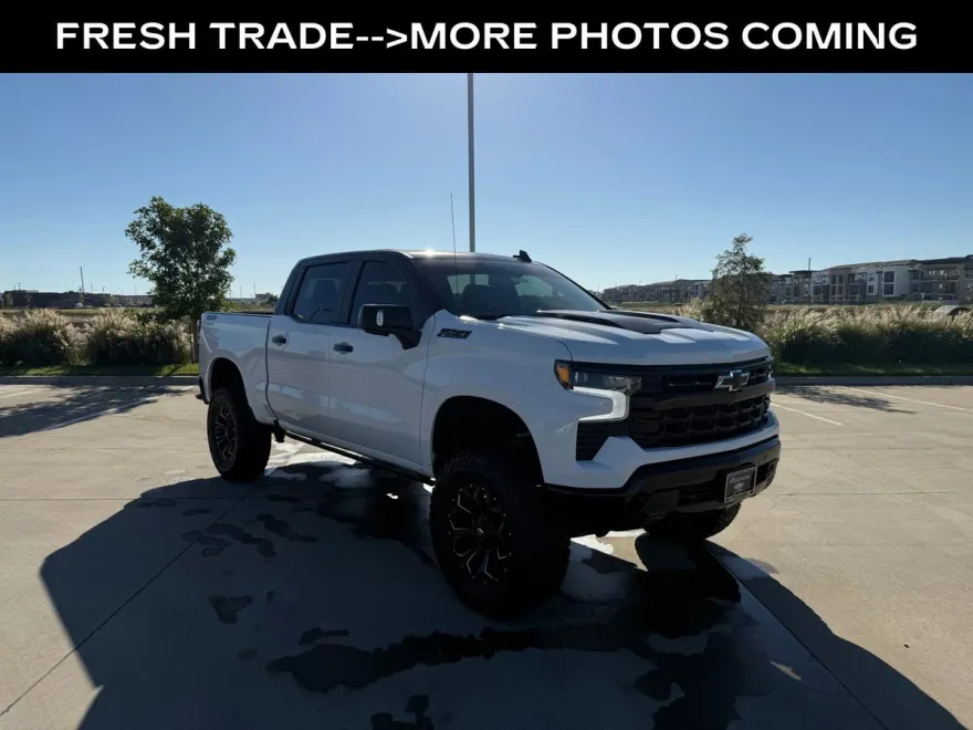 2024 Chevrolet Silverado 1500 LT Trail Boss photo 1