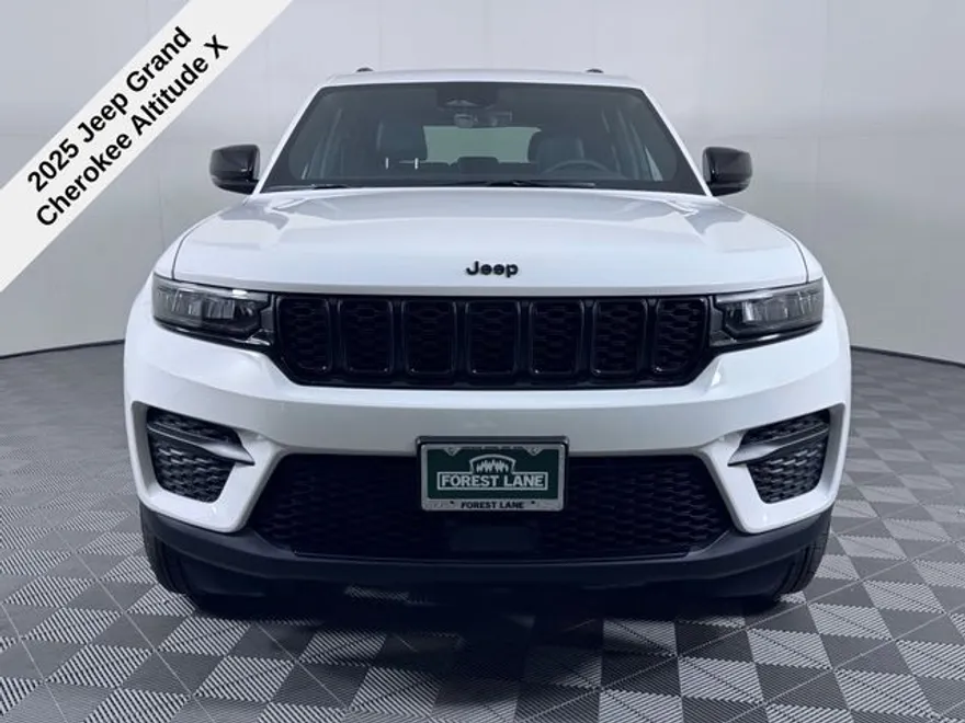 2025 Jeep Grand Cherokee Altitude X photo 1