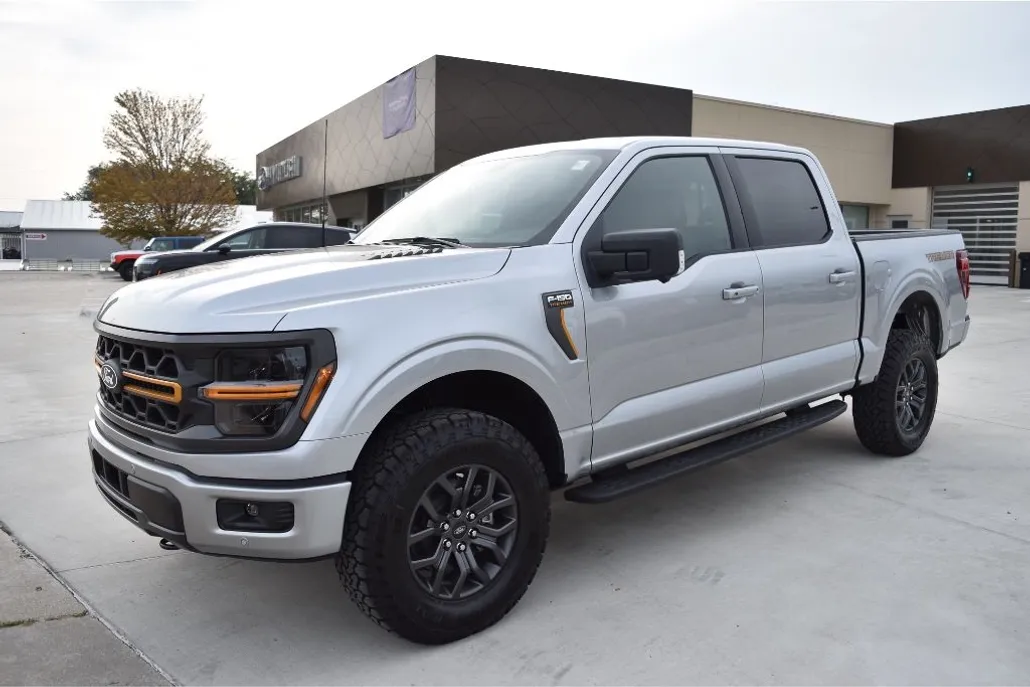 2025 Ford F-150 Tremor photo 1