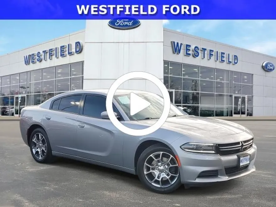 2016 Dodge Charger SE photo 1