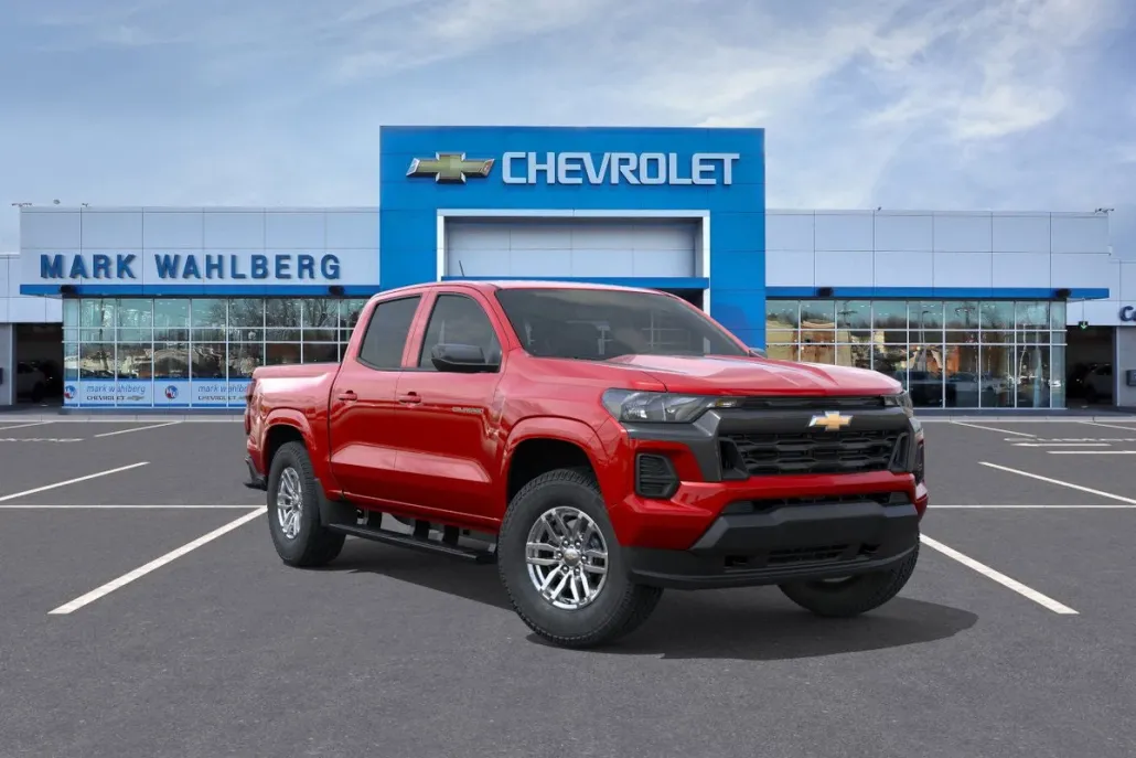 2026 Chevrolet Colorado LT photo 1
