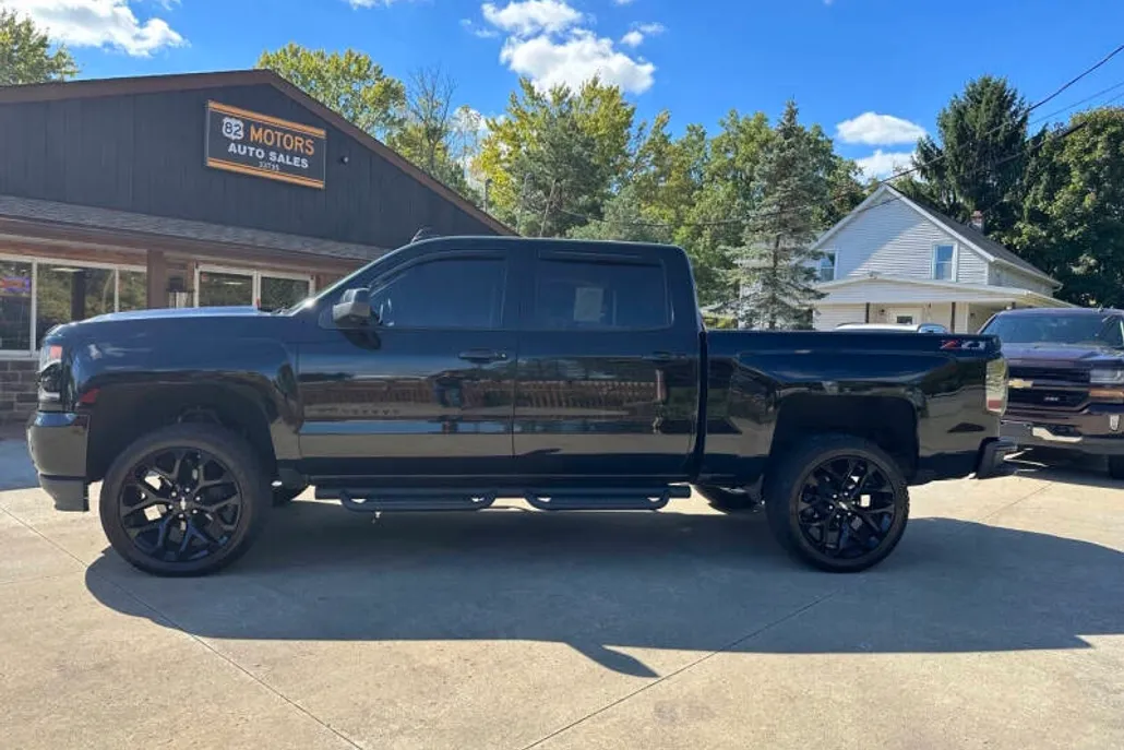 2018 Chevrolet Silverado LTZ photo 1