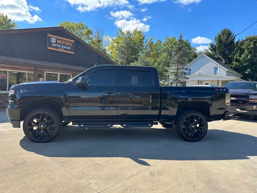 2018 Chevrolet Silverado LTZ photo 1