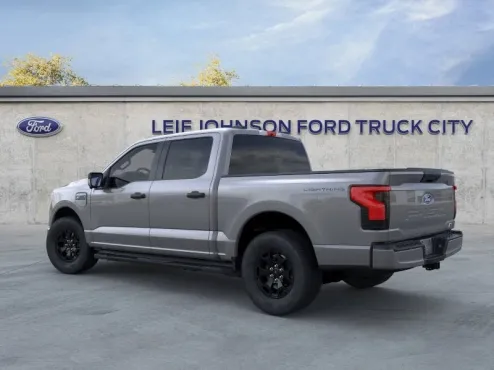 2025 Ford F-150 Lightning XLT photo 4