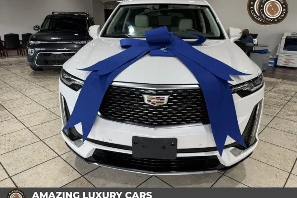 2022 Cadillac XT6 Premium Luxury photo 1