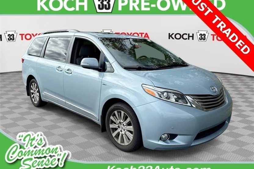 2016 Toyota Sienna Limited Premium photo 1