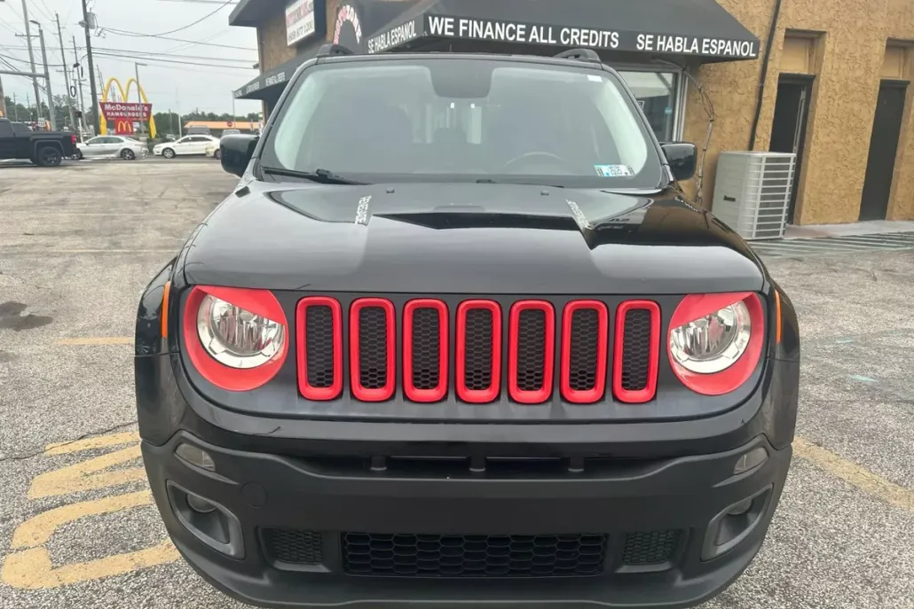 2015 Jeep Renegade Latitude Sport photo 1