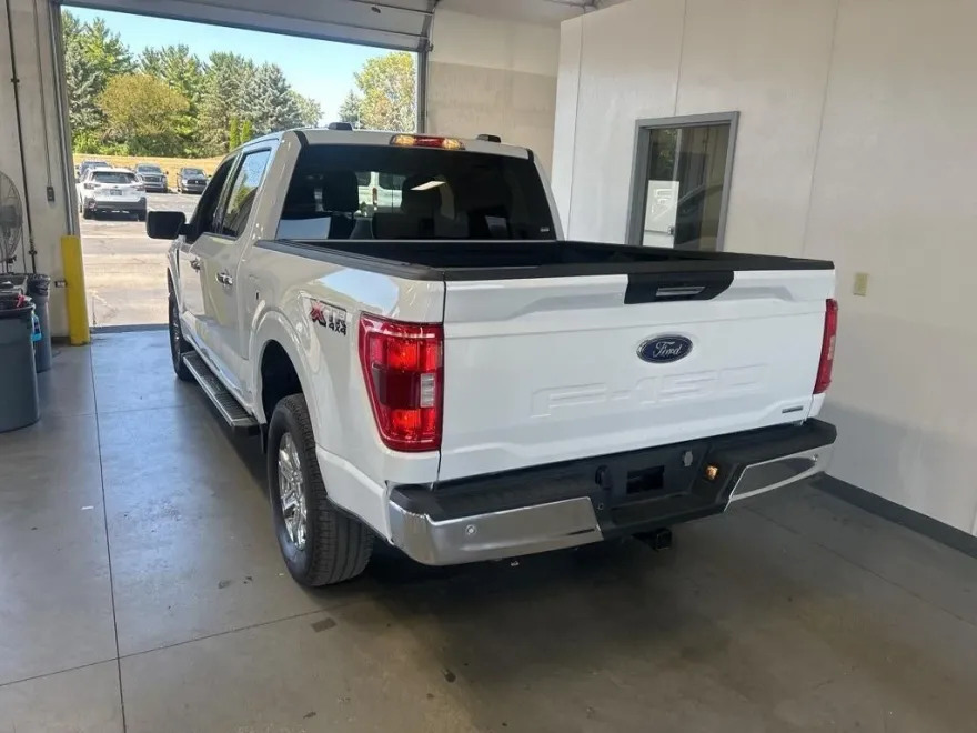2023 Ford F-150 XLT photo 1