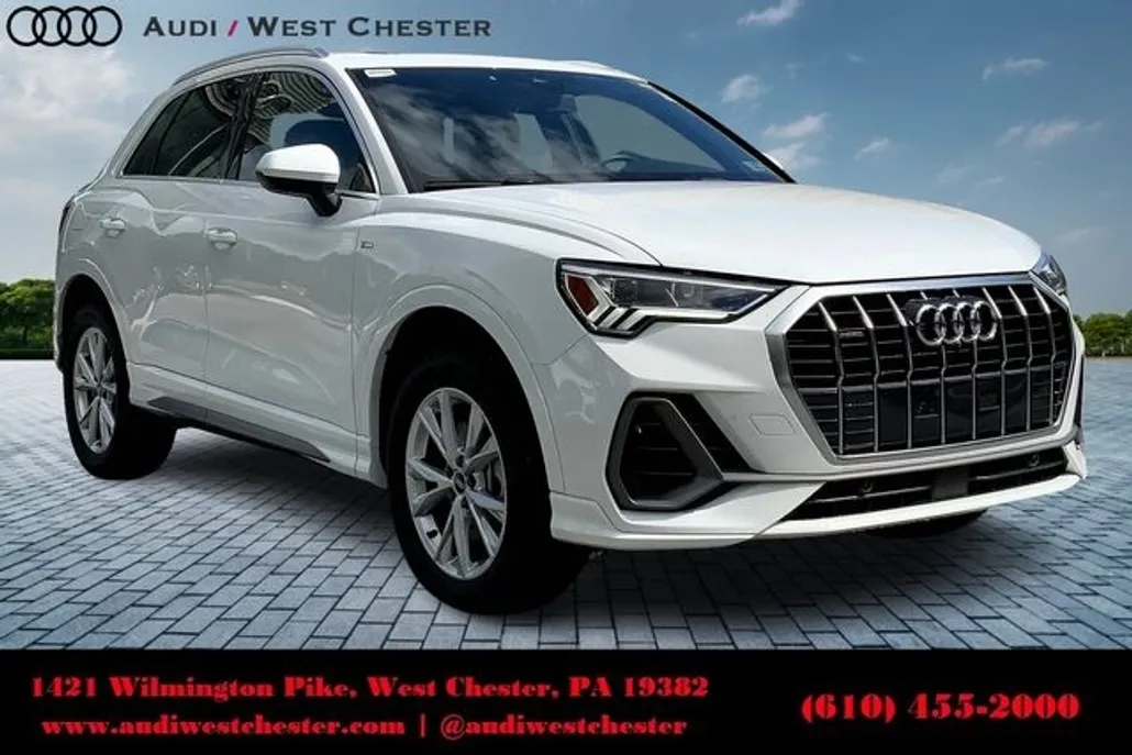 2024 Audi Q3 S line Premium Plus photo 1