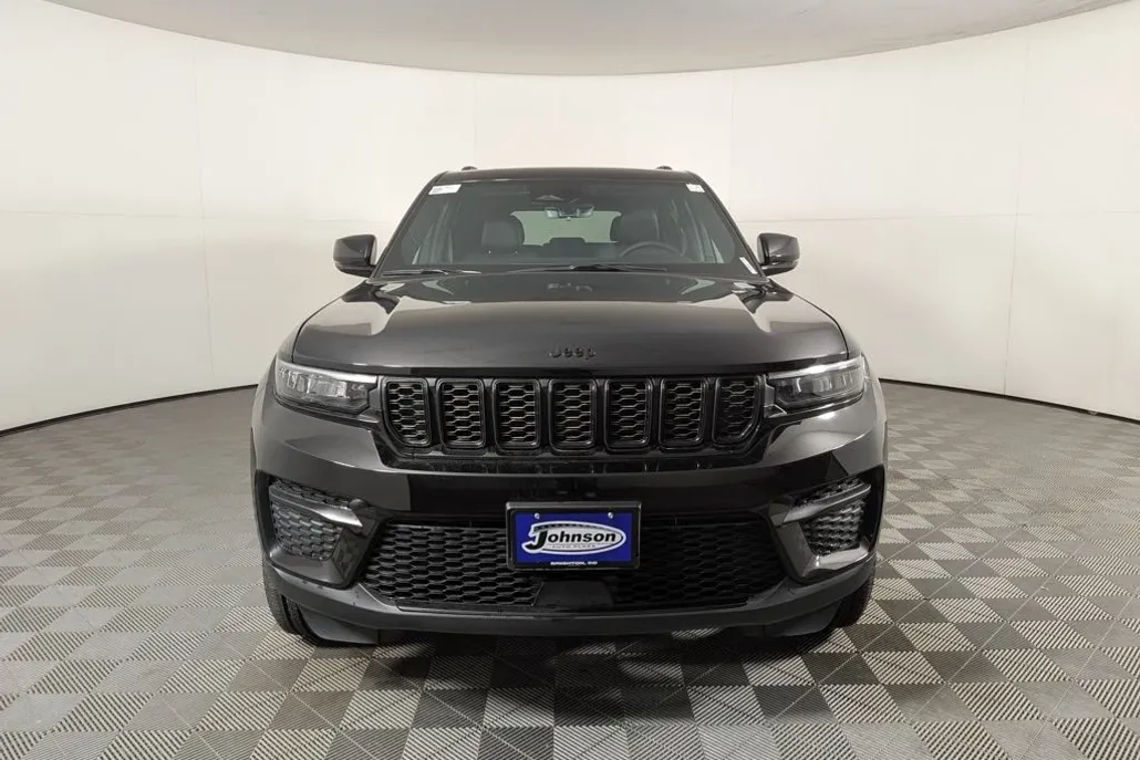 2025 Jeep Grand Cherokee Altitude X photo 1