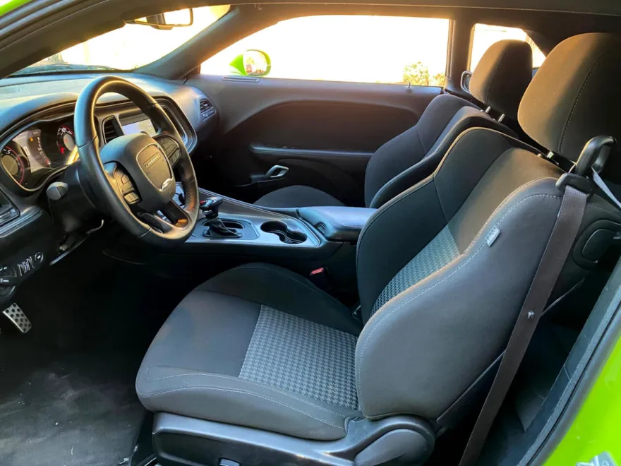 2023 Dodge Challenger R/T photo 26