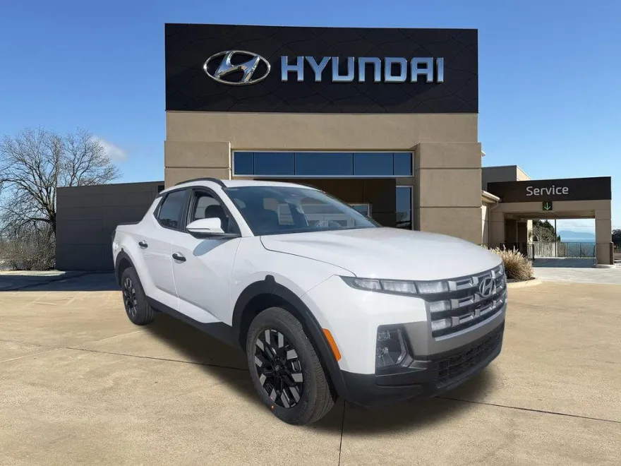 2025 Hyundai Santa Cruz SEL photo 1