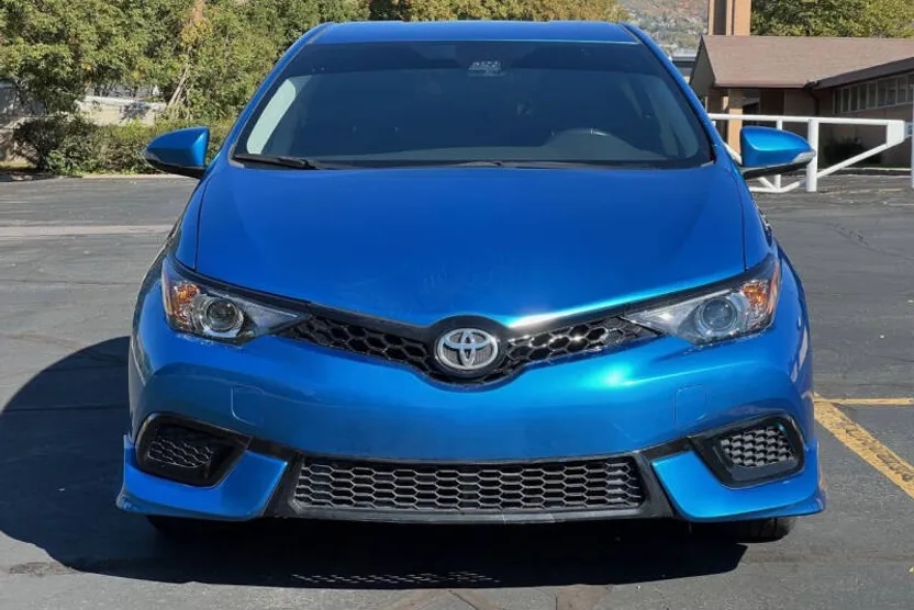 2018 Toyota Corolla iM photo 1
