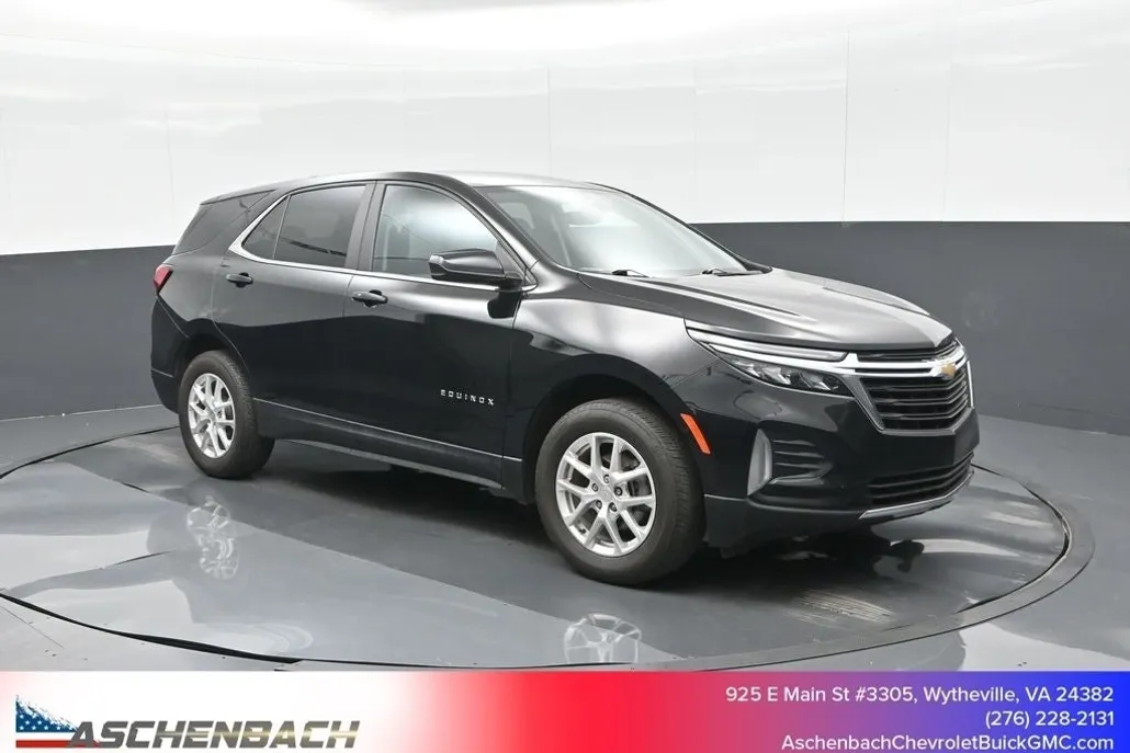 2022 Chevrolet Equinox LT photo 1
