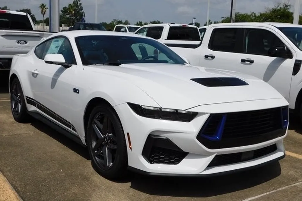 2025 Ford Mustang GT Premium photo 1