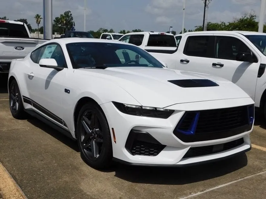 2025 Ford Mustang GT Premium photo 1