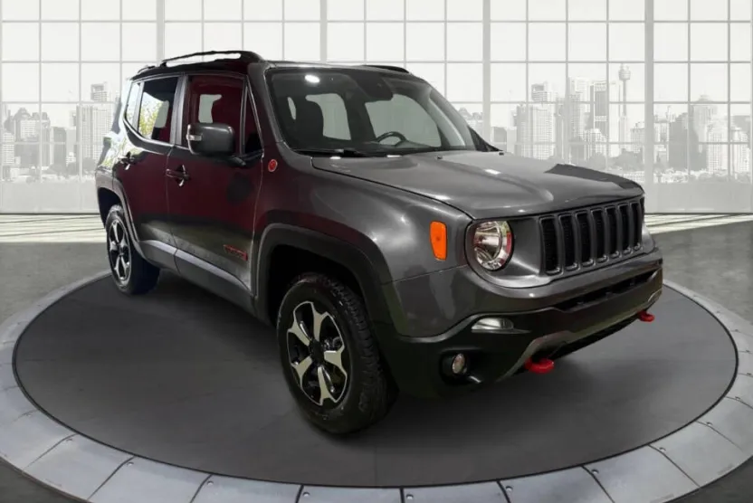 2020 Jeep Renegade Trailhawk photo 1