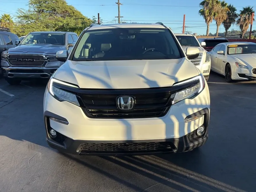 2022 Honda Pilot Special Edition Sport photo 1