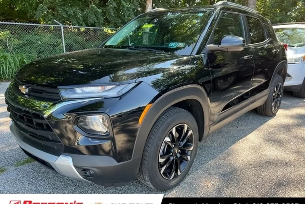 2023 Chevrolet Trailblazer LT photo 1
