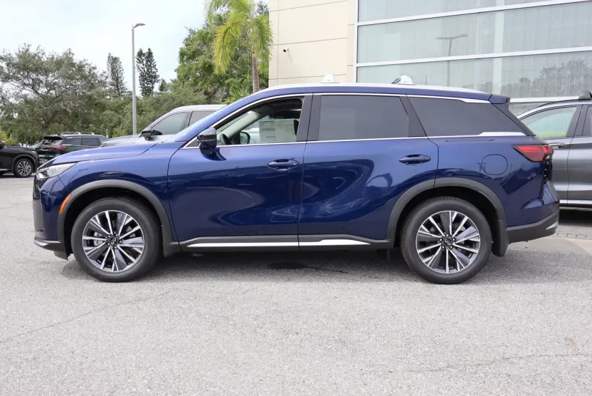 2026 Infiniti QX60 Luxe photo 1