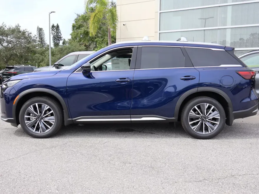 2026 Infiniti QX60 Luxe photo 1