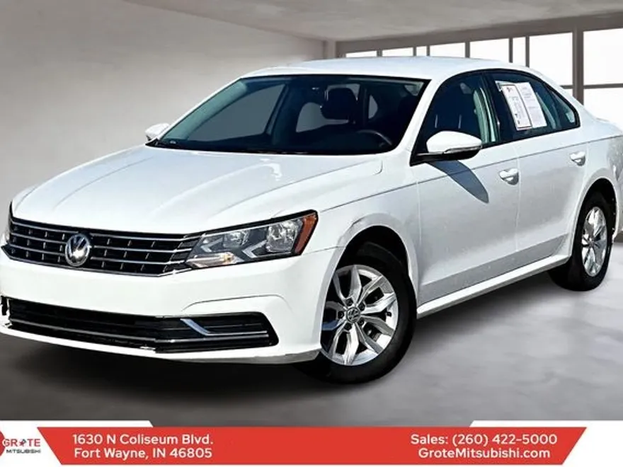 2018 Volkswagen Passat 2.0T S photo 1