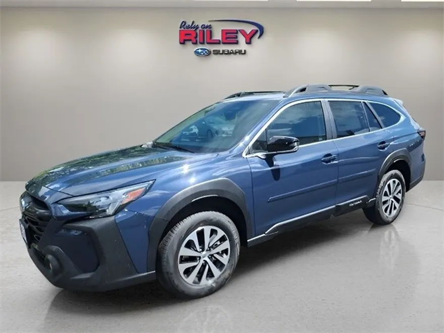 2025 Subaru Outback Premium photo 1