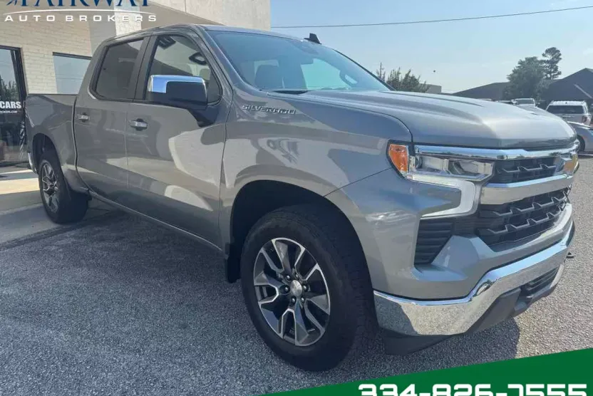 2023 Chevrolet Silverado 1500 LT photo 1