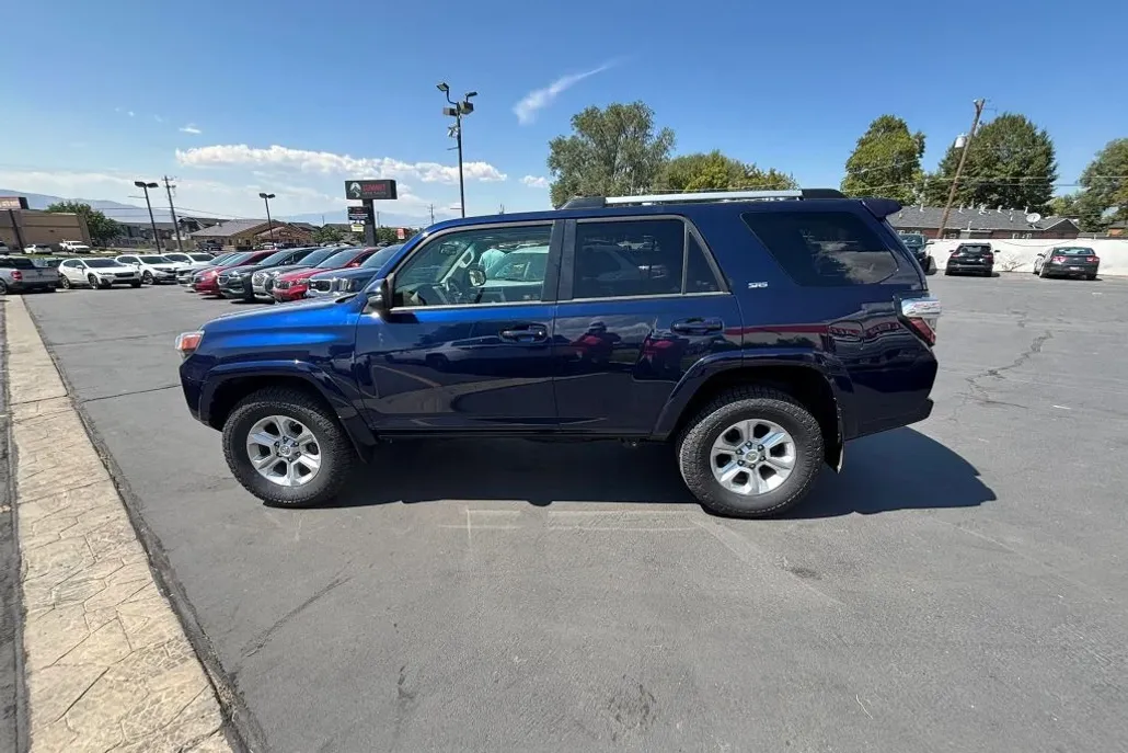 2019 Toyota 4Runner SR5 Premium Sport photo 1