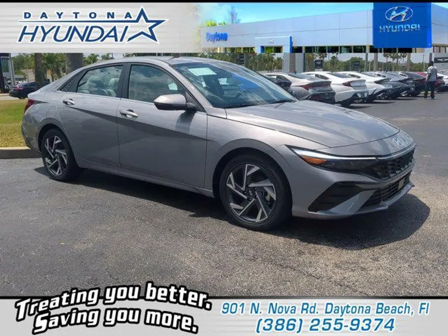 2025 Hyundai Elantra Limited photo 1