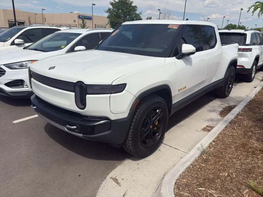 2022 Rivian R1T Adventure photo 1