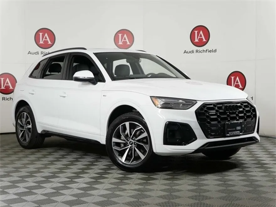 2024 Audi Q5 Sportback 45 S line Premium photo 1