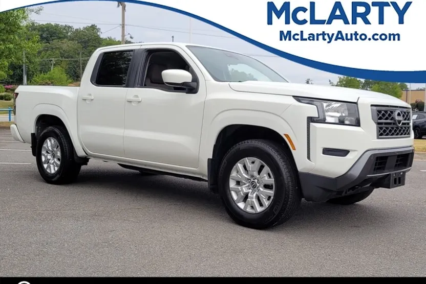 2023 Nissan Frontier SV photo 1