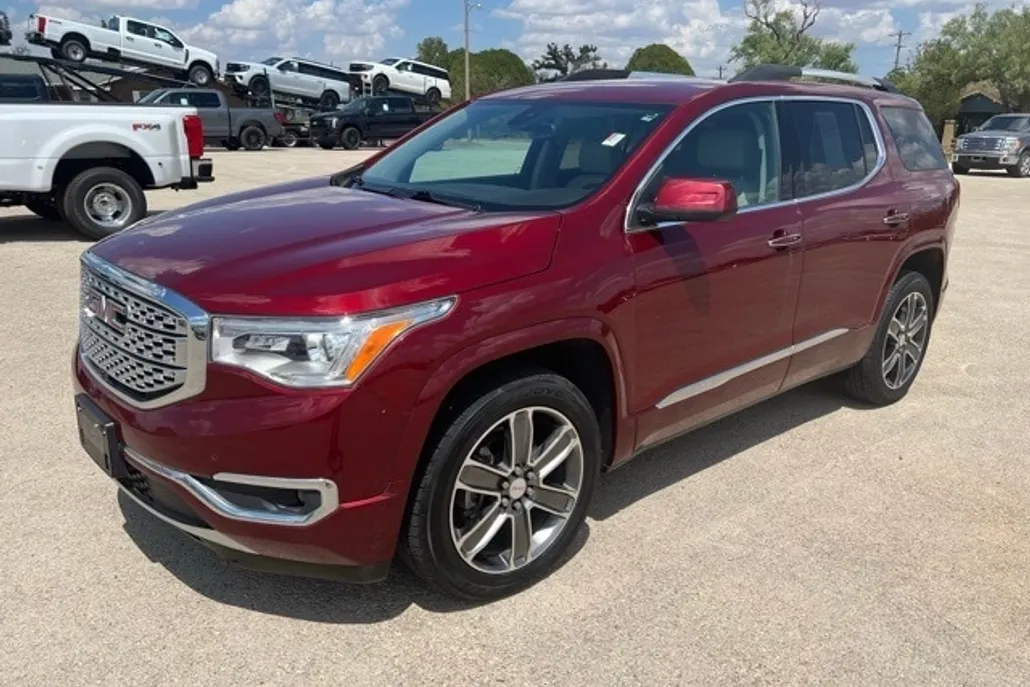 2017 Gmc Acadia Denali photo 1