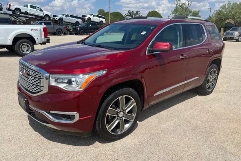 2017 Gmc Acadia Denali photo 1