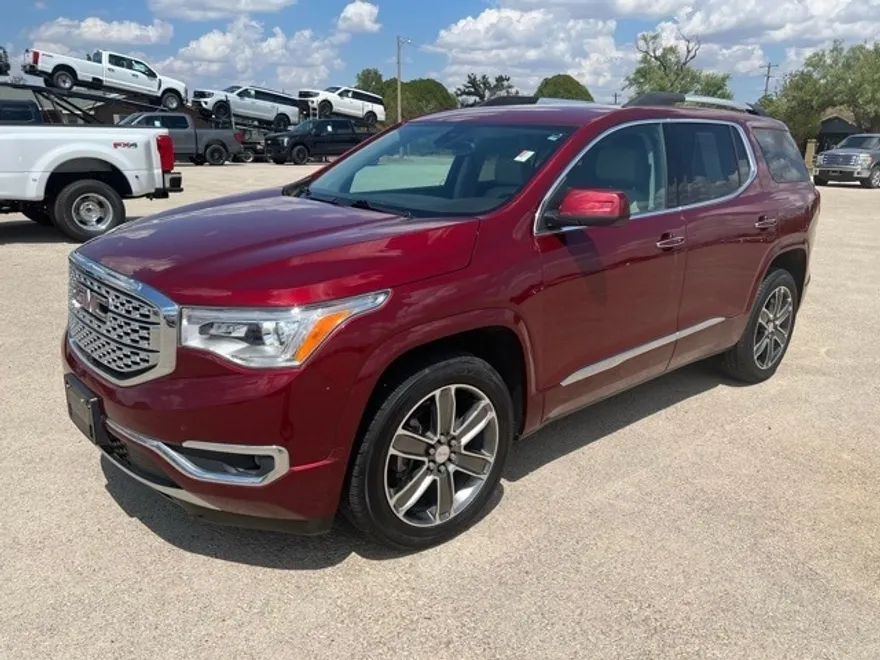 2017 Gmc Acadia Denali photo 1
