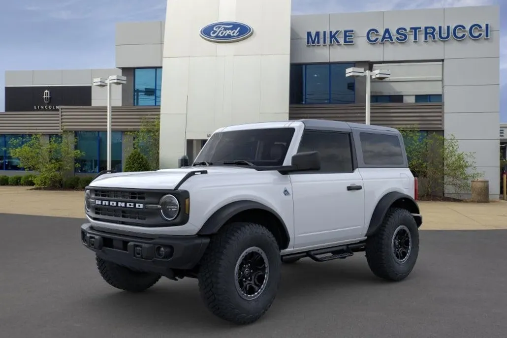 2024 Ford Bronco Black Diamond photo 1