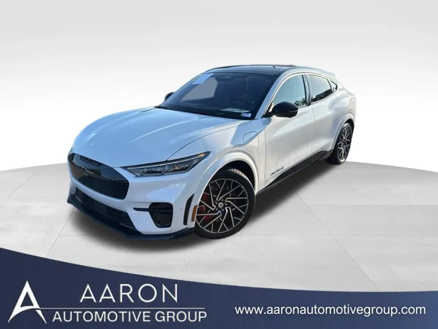 2023 Ford Mustang Mach-E GT photo 1