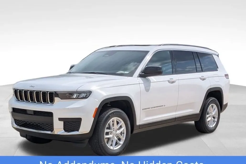2025 Jeep Grand Cherokee Laredo X photo 1
