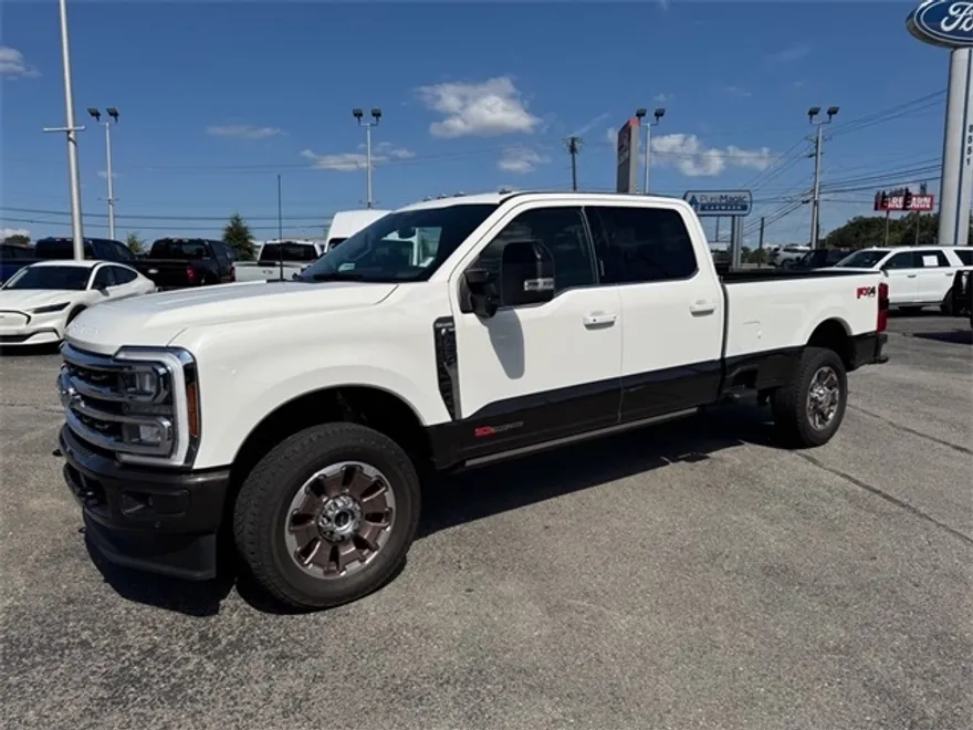 2024 Ford F-350 King Ranch photo 1