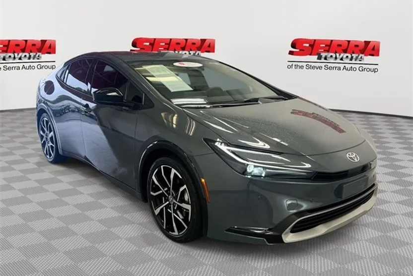 2024 Toyota Prius Prime photo 1
