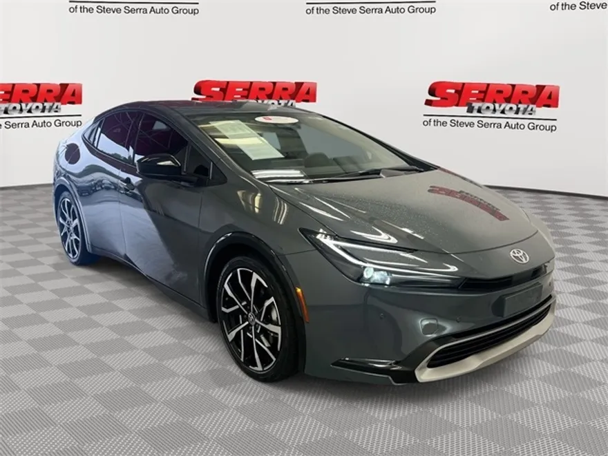2024 Toyota Prius Prime photo 1