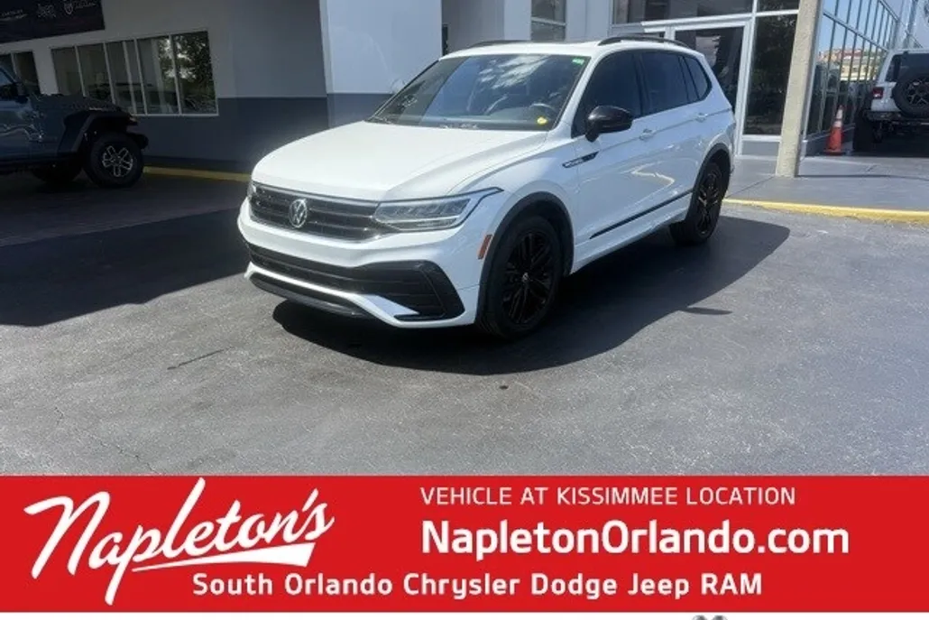 2022 Volkswagen Tiguan SE R-Line Black photo 1