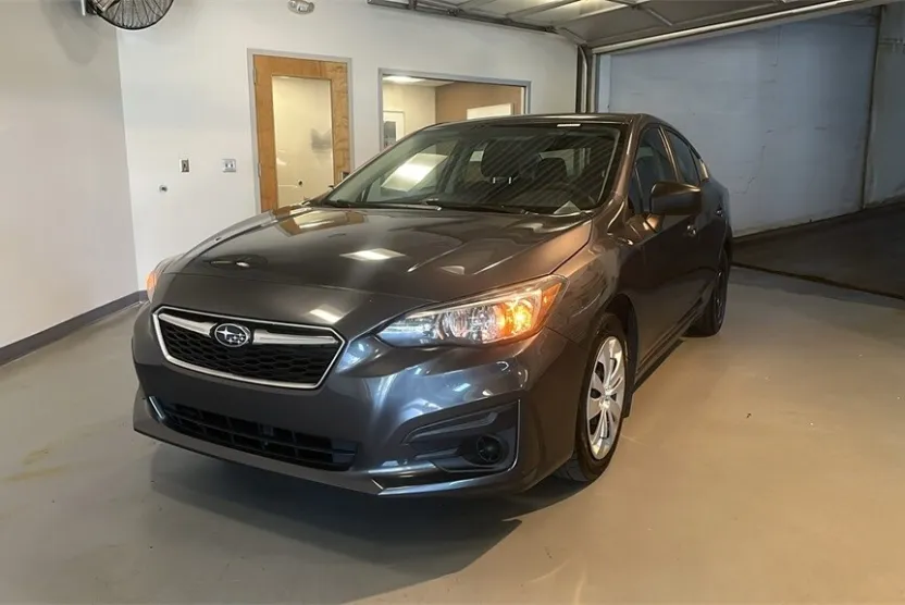 2018 Subaru Impreza 2.0i photo 1
